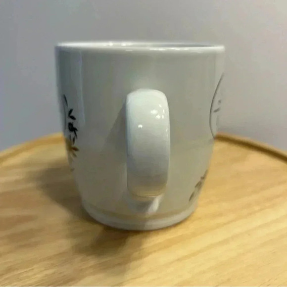 Lindt Lindor Coffee Tea Mug Cup White with Gold Leaf Embossing Large 24 oz - Picture 2 of 6